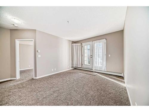 2114-333 Taravista Drive Ne, Calgary, AB - Indoor Photo Showing Other Room