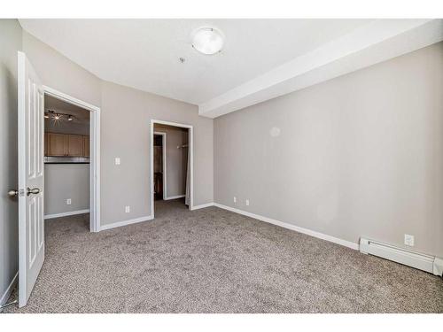 2114-333 Taravista Drive Ne, Calgary, AB - Indoor Photo Showing Other Room