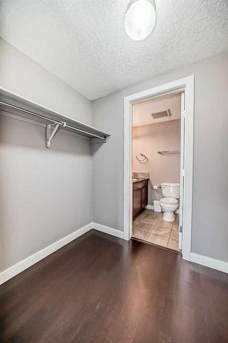 205-509 21 Avenue Sw, Calgary, AB - Indoor Photo Showing Other Room