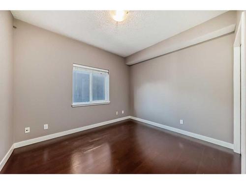 205-509 21 Avenue Sw, Calgary, AB - Indoor Photo Showing Other Room