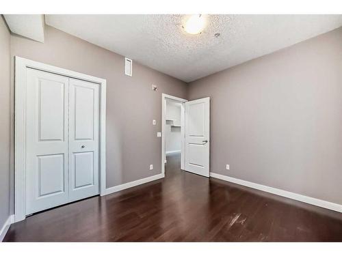 205-509 21 Avenue Sw, Calgary, AB - Indoor Photo Showing Other Room