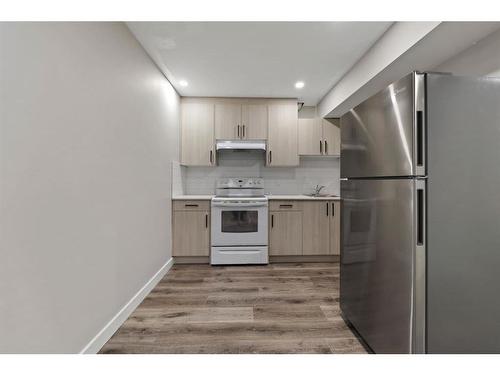 113 Redstone Park Ne, Calgary, AB - Indoor Photo Showing Kitchen