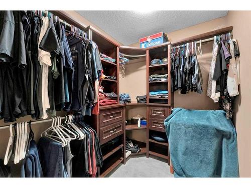 132 Tuscany Hills Circle Nw, Calgary, AB - Indoor With Storage