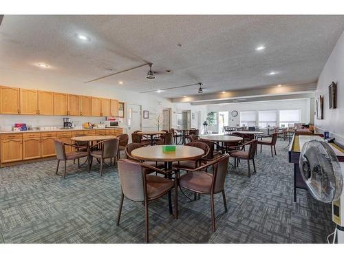 110-3 Parklane Way, Strathmore, AB - Indoor Photo Showing Dining Room