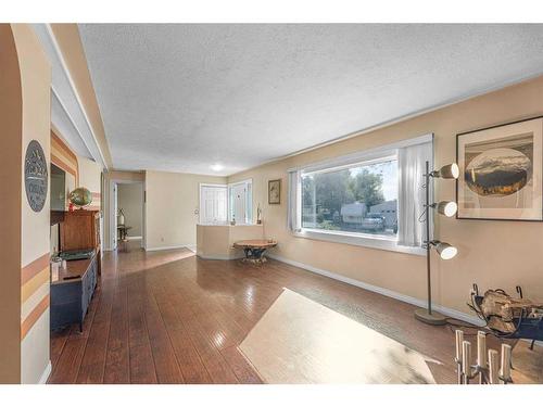 236 Huntwell Court Ne, Calgary, AB - Indoor