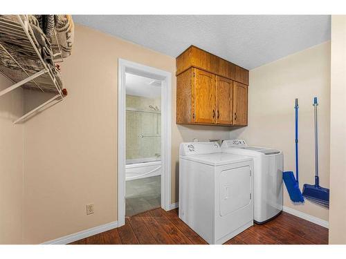 236 Huntwell Court Ne, Calgary, AB - Indoor Photo Showing Laundry Room