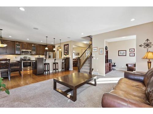 11 Silverado Skies Lane Sw, Calgary, AB - Indoor Photo Showing Living Room