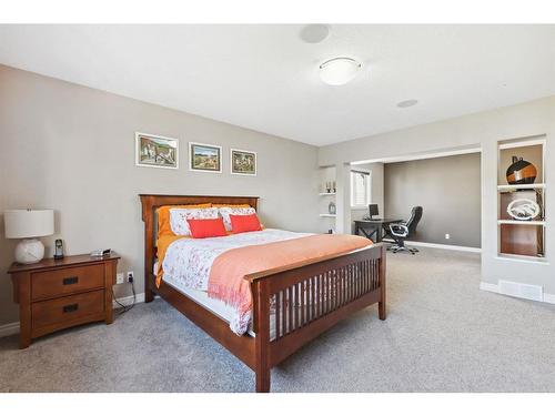 11 Silverado Skies Lane Sw, Calgary, AB - Indoor Photo Showing Bedroom