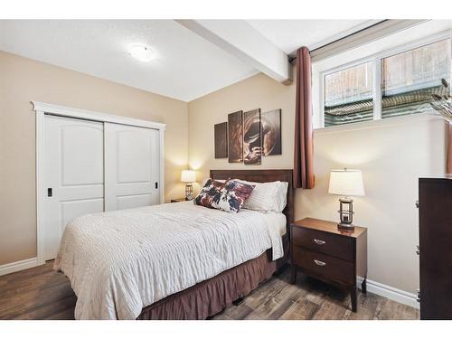 11 Silverado Skies Lane Sw, Calgary, AB - Indoor Photo Showing Bedroom