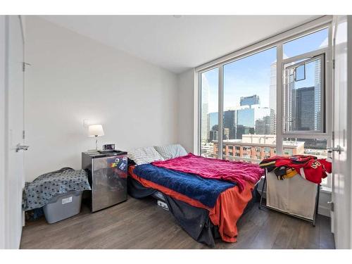 1203-310 12 Avenue Sw, Calgary, AB - Indoor Photo Showing Bedroom