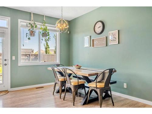 202 Auburn Crest Way Se, Calgary, AB - Indoor Photo Showing Dining Room