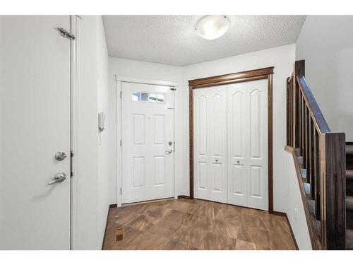 144 Evansborough Crescent Nw, Calgary, AB - Indoor Photo Showing Other Room