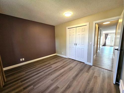 5134 42 Street, Olds, AB - Indoor Photo Showing Other Room