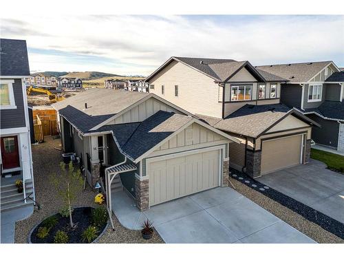 16 Emberside Green, Cochrane, AB - Outdoor