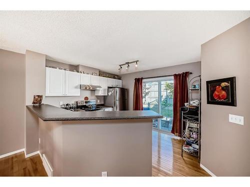 75 Tuscany Springs Gardens Nw, Calgary, AB - Indoor Photo Showing Kitchen