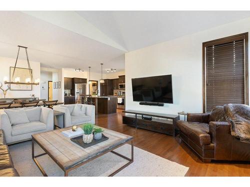 35 Brightonwoods Grove Se, Calgary, AB - Indoor Photo Showing Living Room