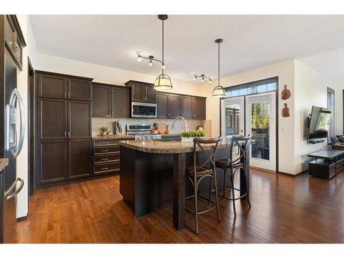 35 Brightonwoods Grove Se, Calgary, AB - Indoor Photo Showing Kitchen With Upgraded Kitchen