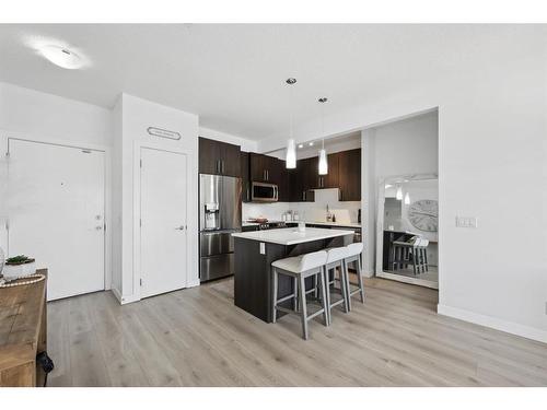 122-4 Sage Hill Terrace Nw, Calgary, AB - Indoor Photo Showing Kitchen