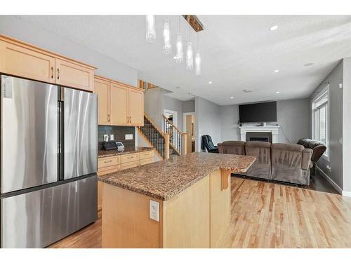 124 Willowmere Way Nw, Chestermere, AB - Indoor Photo Showing Kitchen