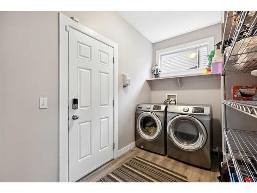 124 Willowmere Way Nw, Chestermere, AB - Indoor Photo Showing Laundry Room