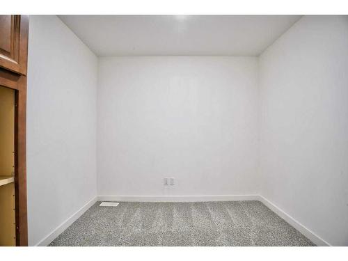 164 Walden Path Se, Calgary, AB - Indoor Photo Showing Other Room