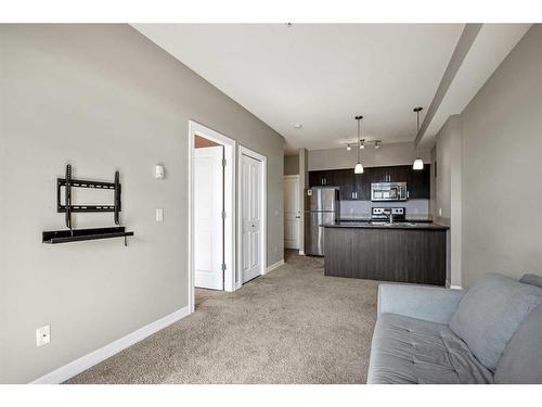 310-117 Copperpond Common Se, Calgary, AB - Indoor