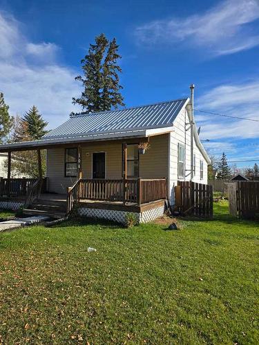 104 8 Avenue, Gleichen, AB - Outdoor With Deck Patio Veranda