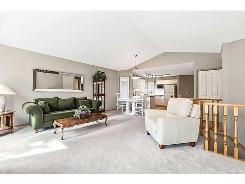 108 Chaparral Point Se, Calgary, AB - Indoor Photo Showing Living Room