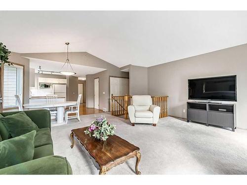 108 Chaparral Point Se, Calgary, AB - Indoor Photo Showing Living Room