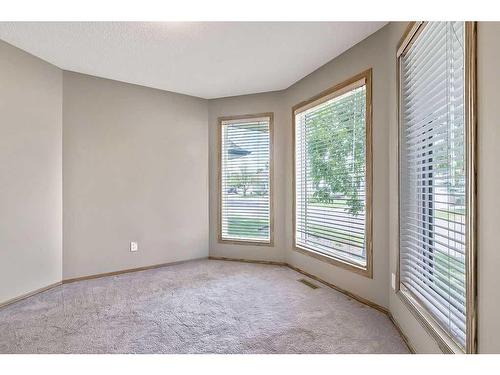 108 Chaparral Point Se, Calgary, AB - Indoor Photo Showing Other Room