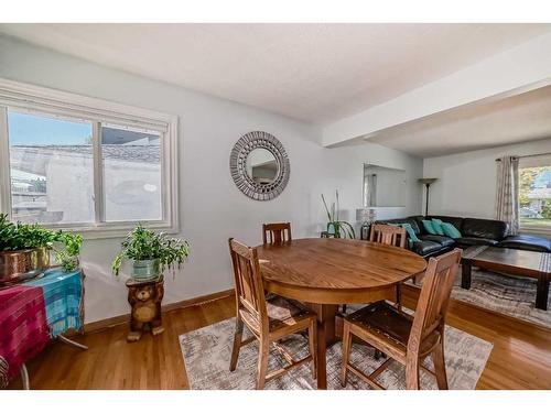 3715 Richmond Road Sw, Calgary, AB - Indoor Photo Showing Dining Room