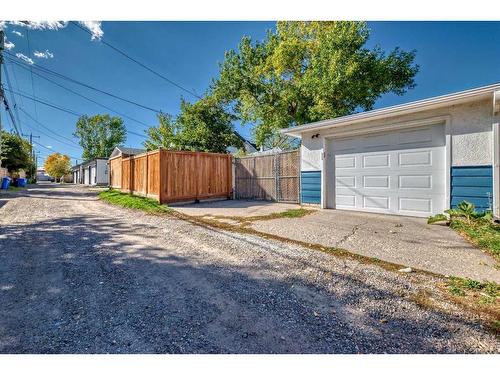 3715 Richmond Road Sw, Calgary, AB - Outdoor