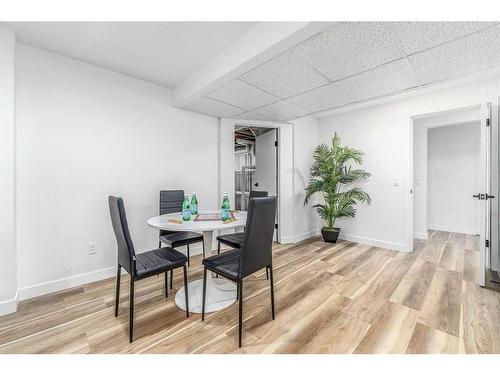 119 Gladstone Gardens Sw, Calgary, AB - Indoor Photo Showing Dining Room