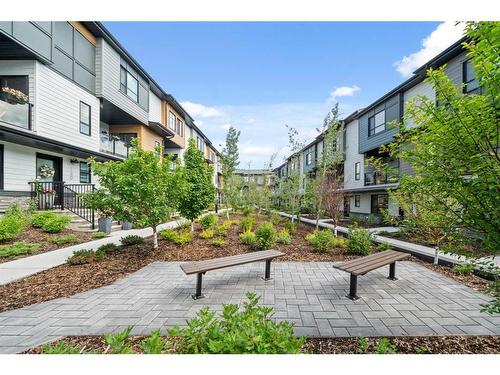 147-42 Cranbrook Gardens Se, Calgary, AB - Outdoor