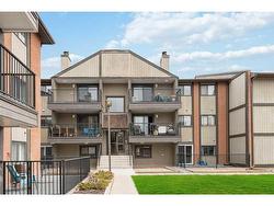 1306-13045 6 Street SW Calgary, AB T2W 5H1