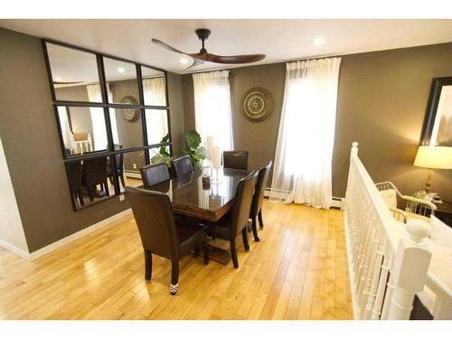 50 Parkwood Crescent, Strathmore, AB - Indoor Photo Showing Dining Room