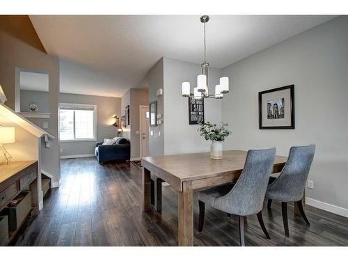 590 Hillcrest Road Sw, Airdrie, AB - Indoor Photo Showing Dining Room