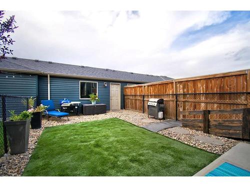 590 Hillcrest Road Sw, Airdrie, AB - Outdoor