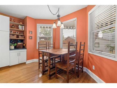 1777 1 Avenue Nw, Calgary, AB - Indoor Photo Showing Dining Room