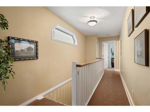 1777 1 Avenue Nw, Calgary, AB - Indoor Photo Showing Other Room