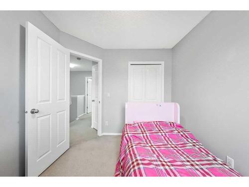 198 Cranberry Close Se, Calgary, AB - Indoor Photo Showing Bedroom