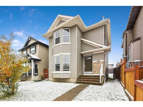 198 Cranberry Close Se, Calgary, AB - Outdoor