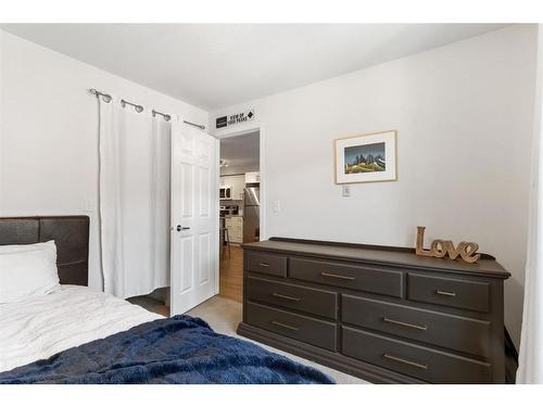 2302-99 Copperstone Park Se, Calgary, AB - Indoor Photo Showing Bedroom