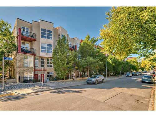 324-315 24 Avenue Sw, Calgary, AB - Outdoor With Balcony With Facade