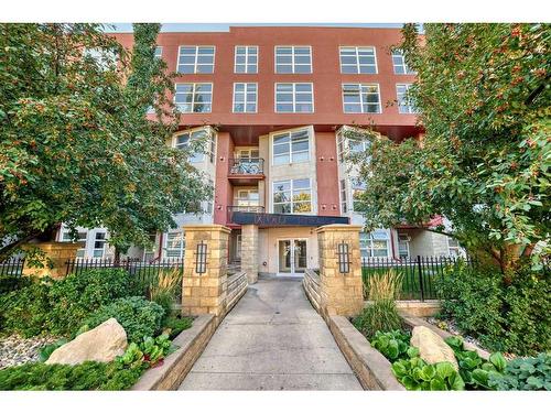 324-315 24 Avenue Sw, Calgary, AB - Outdoor With Balcony With Facade