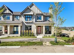 2319 81 Street SW Calgary, AB T3H 6E8