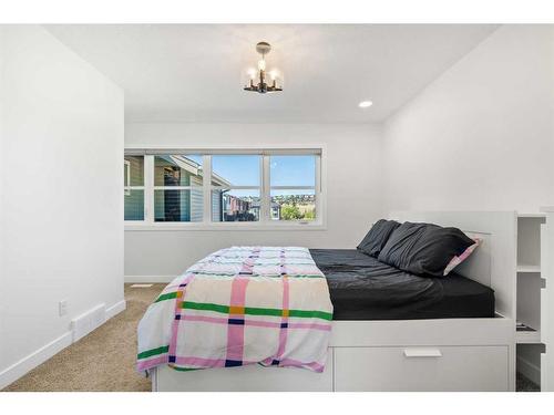 2319 81 Street Sw, Calgary, AB - Indoor Photo Showing Bedroom