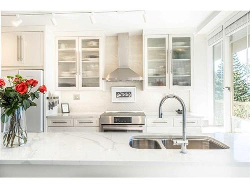 308-3316 Rideau Place Sw, Calgary, AB - Indoor Photo Showing Kitchen With Double Sink With Upgraded Kitchen