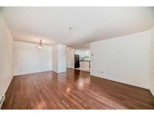 217-4000 Somervale Court Sw, Calgary, AB - Indoor Photo Showing Other Room