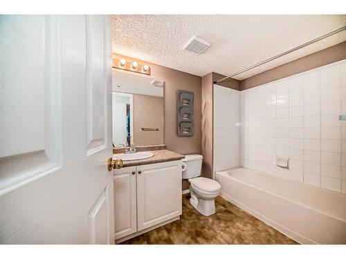 217-4000 Somervale Court Sw, Calgary, AB - Indoor Photo Showing Bathroom